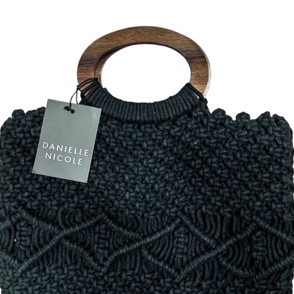 Danielle Nicole NWT Macrame Crossbody Black Fringe Handbag - Picture 11 of 15